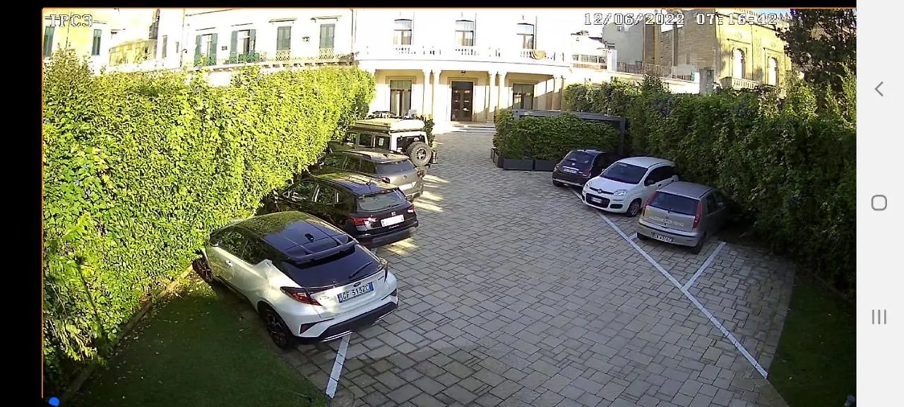 Bed and breakfast Dimora Charleston Lecce Parcheggio Privato In Loco Gratis Couette-café