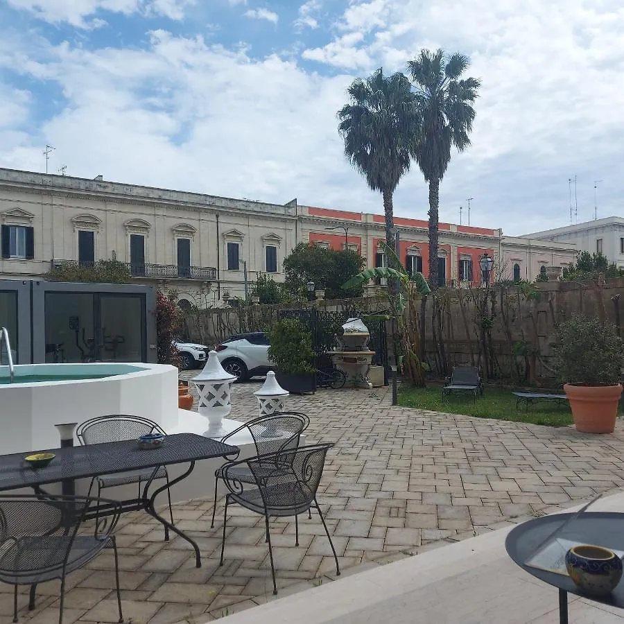 Bed and breakfast Dimora Charleston Lecce Parcheggio Privato In Loco Gratis 2*,  Italie