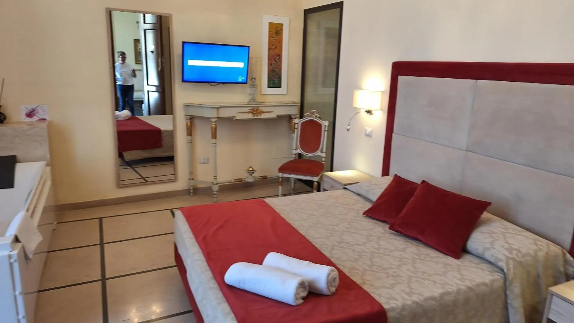 Bed & Breakfast Dimora Charleston Lecce Parcheggio Privato In Loco Gratis Bed and Breakfast