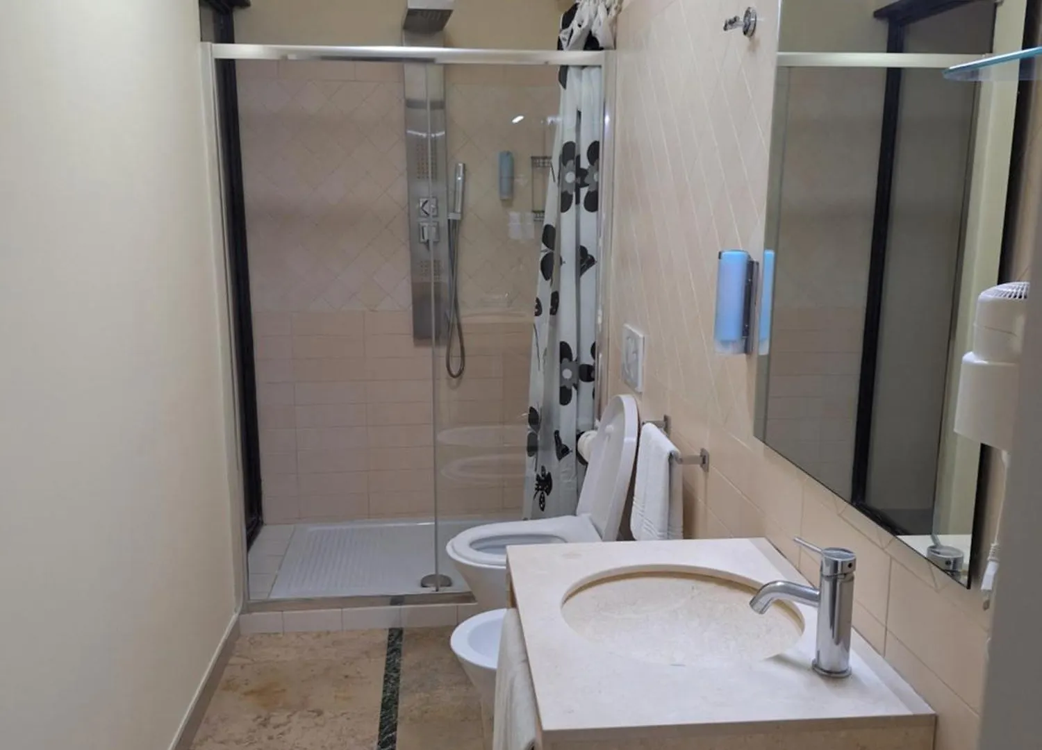 Bed and breakfast Dimora Charleston Lecce Parcheggio Privato In Loco Gratis