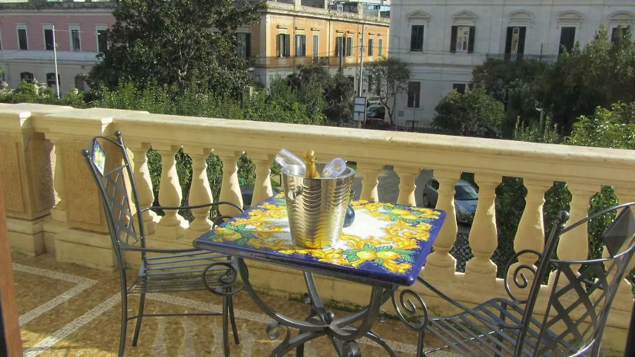 Bed and breakfast Dimora Charleston Lecce Parcheggio Privato In Loco Gratis 2*,  Italie