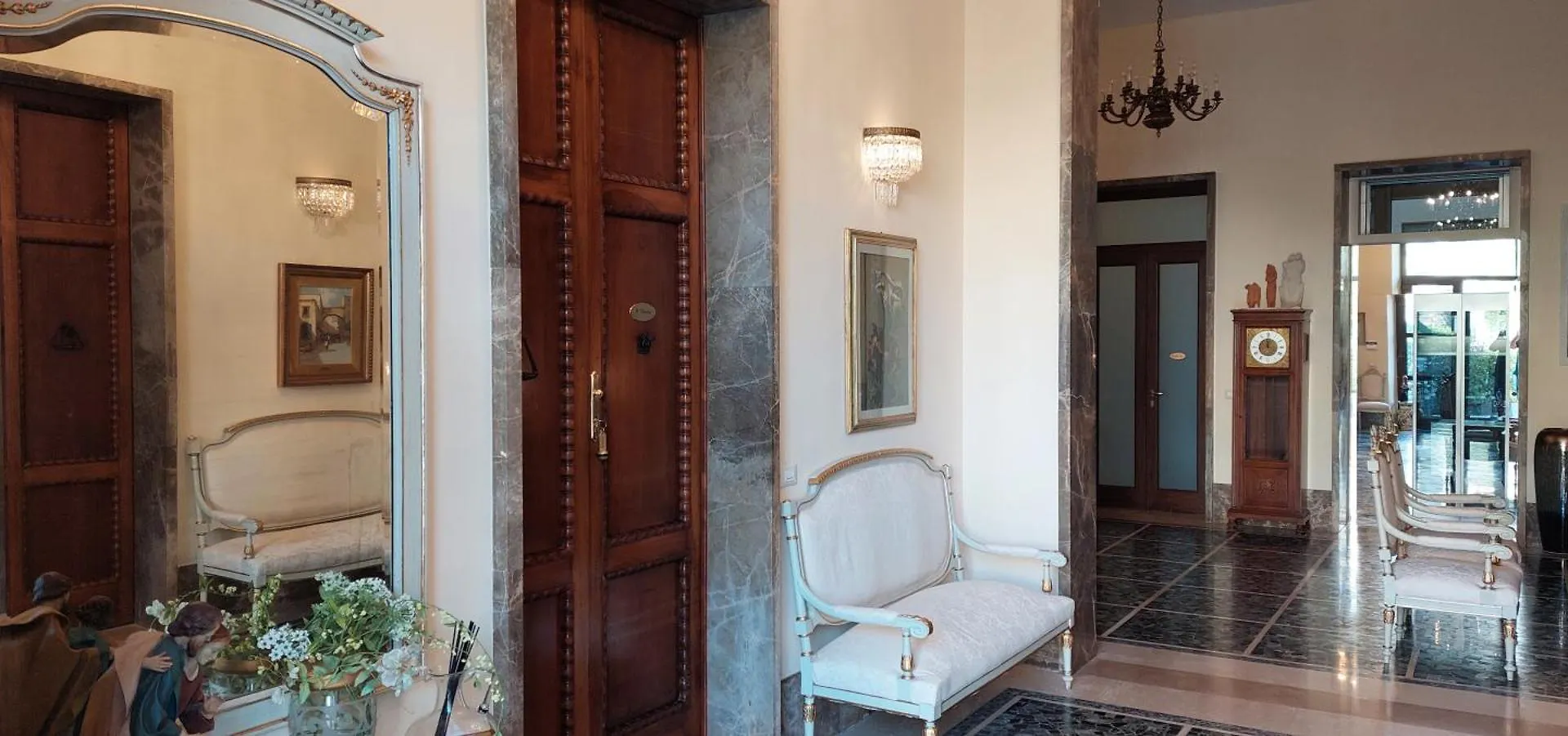 לינה וארוחת בוקר Dimora Charleston Lecce Parcheggio Privato In Loco Gratis איטליה