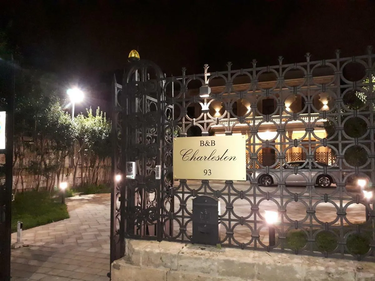לינה וארוחת בוקר Dimora Charleston Lecce Parcheggio Privato In Loco Gratis